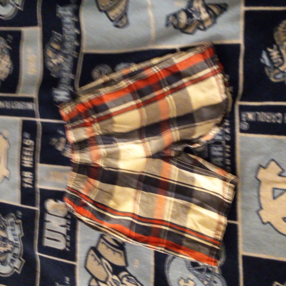 Boys 3T Red plaid Tommy Hilfiger shorts